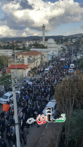 فيديو: اكثر من 20 الف مشارك في المظاهرة القطرية والشرطة تفرق المتظاهرين بالقنابل ومواجهات واعتقالات وإصابات